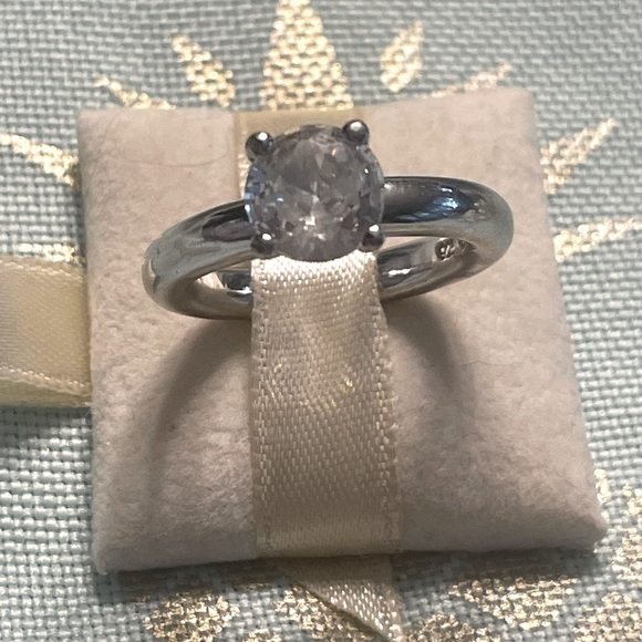 Sterling silver cz engagement ring - Picture 2 of 4